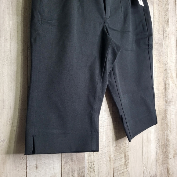 Old Navy Extra High Rise Polished Pixi Capris Pants. Black. Size 12 Petite - Picture 3 of 11